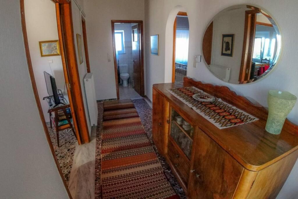 Breathtaking Lake View Cottage With A Fireplace Next To Ioannina City! Екстериор снимка